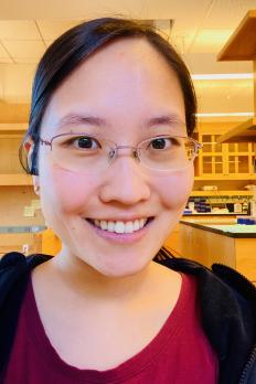 profile photo of Jiayi Liu in lab