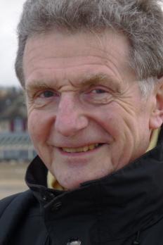 photo of John Louis outdoors