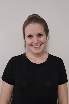 photo of Lydia with grey background