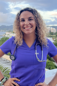 photo of Miranda in scrubs